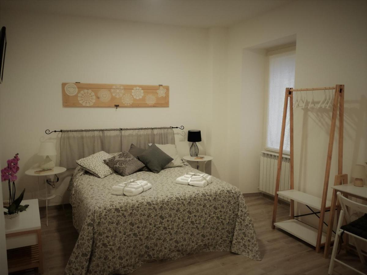 B&B Casa Lilli Foligno Eksteriør bilde
