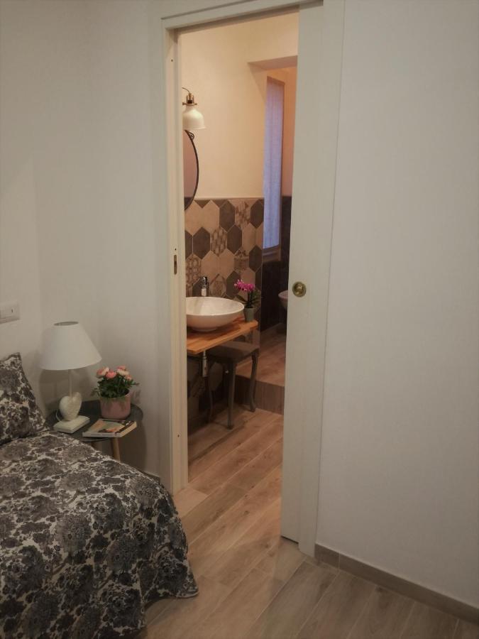 B&B Casa Lilli Foligno Eksteriør bilde